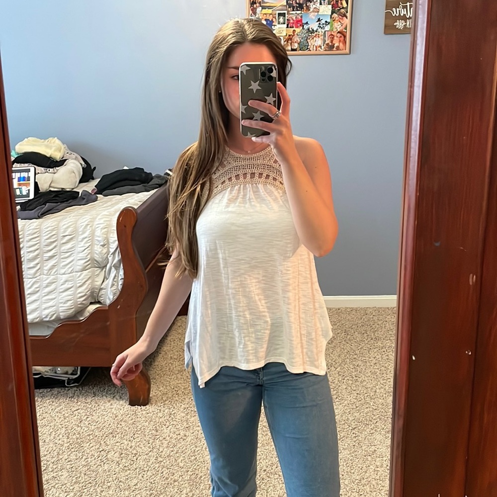 Detailed white tank top with open back